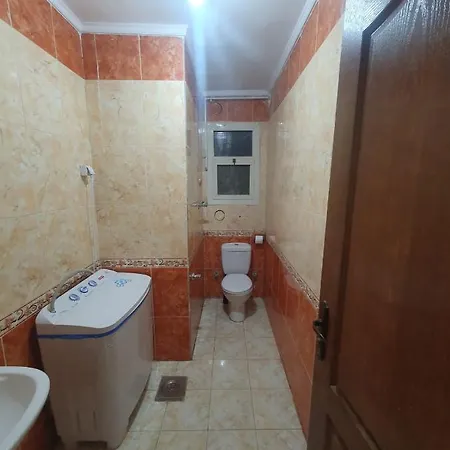 Cairo Nasr City - 15Minutes From Airport - Private Single Room With Shared Bathroom - غرفة مفردة خاصة مع حمام مشترك - Chambre Simple Privee Avec Salle De Bain Partagee - Одноместный Отдельный Номер С Общей Ванной Комнатой - Extérieur photo