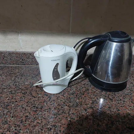 Cairo Nasr City - 15Minutes From Airport - Private Single Room With Shared Bathroom - غرفة مفردة خاصة مع حمام مشترك - Chambre Simple Privee Avec Salle De Bain Partagee - Одноместный Отдельный Номер С Общей Ванной Комнатой - Extérieur photo