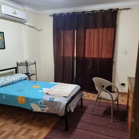 Cairo Nasr City - 15Minutes From Airport - Private Single Room With Shared Bathroom - غرفة مفردة خاصة مع حمام مشترك - Chambre Simple Privee Avec Salle De Bain Partagee - Одноместный Отдельный Номер С Общей Ванной Комнатой - Extérieur photo
