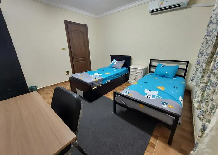 Cairo Nasr City - 15Minutes From Airport - Private Single Room With Shared Bathroom - غرفة مفردة خاصة مع حمام مشترك - Chambre Simple Privee Avec Salle De Bain Partagee - Одноместный Отдельный Номер С Общей Ванной Комнатой -