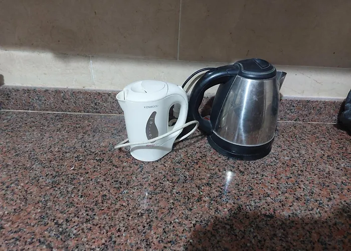 Cairo Nasr City - 15Minutes From Airport - Private Single Room With Shared Bathroom - غرفة مفردة خاصة مع حمام مشترك - Chambre Simple Privee Avec Salle De Bain Partagee - Одноместный Отдельный Номер С Общей Ванной Комнатой -