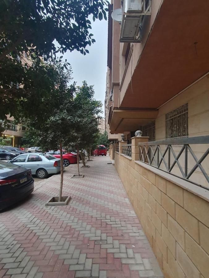 Nasr - 15minutes From Airport - Private Single With Shared Bathroom - غرفة مفردة خاصة مع حمام مشترك - Simple Privee Avec Salle De Bain Partagee - одноместный отдельный номер с общей ванной комнатой - Séjour chez l'habitant *