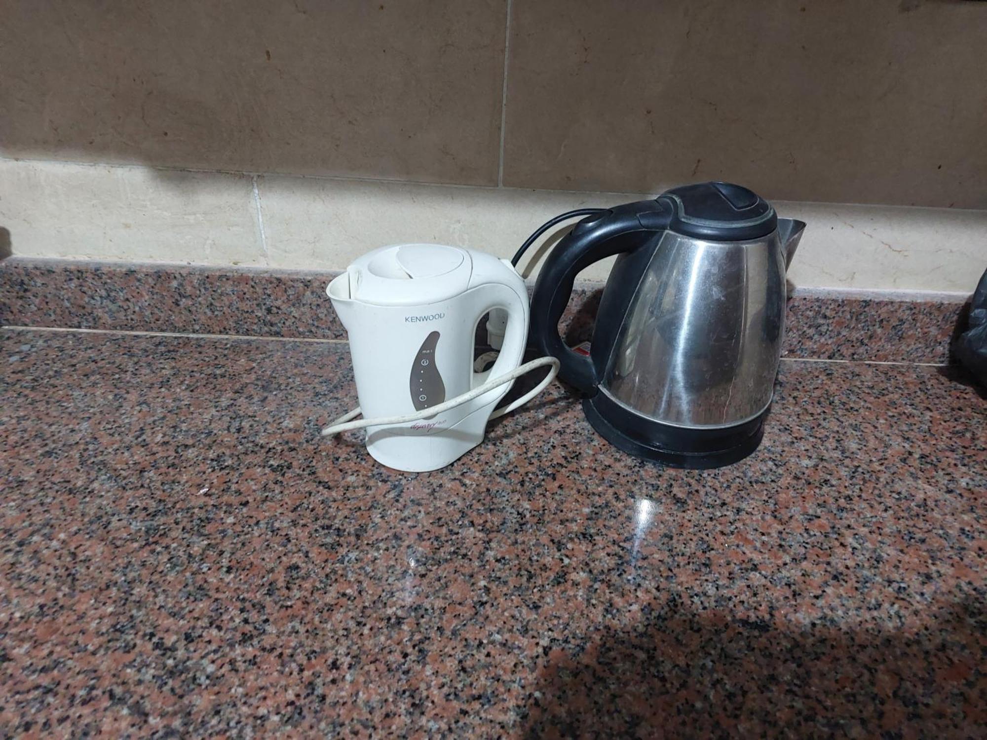 Homestay Nasr - 15minutes From Airport - Private Single With Shared Bathroom - غرفة مفردة خاصة مع حمام مشترك - Simple Privee Avec Salle De Bain Partagee - одноместный отдельный номер с общей ванной комнатой -